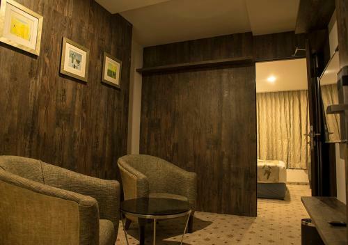 Regenta Central Hotel & Convention Centre Nagpur