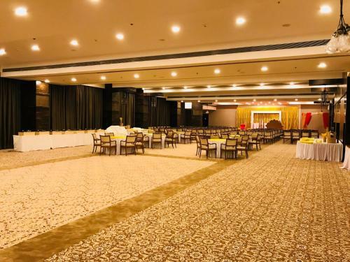 Regenta Central Hotel & Convention Centre Nagpur