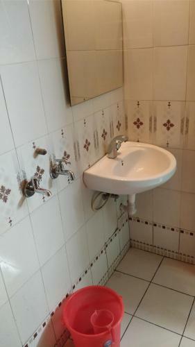 Bed & Breakfast Kk Service Apartments