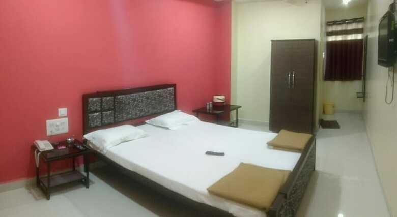 Raj Mahal Hotel