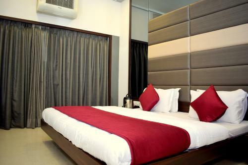 Hotel Shivansh Inn By Sky Stays