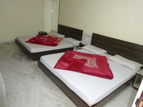 Hotel Shivansh Inn By Sky Stays