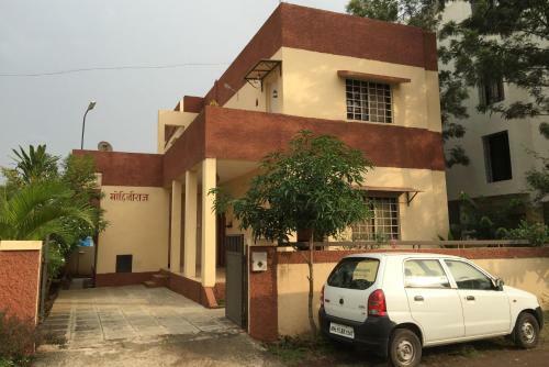 Bed & Breakfast Mtdc Approved Mohiniraj Guest House