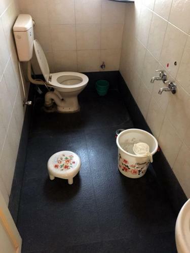 Bed & Breakfast Mtdc Approved Mohiniraj Guest House