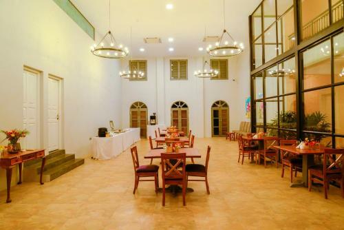 Hotel The Source At Sula