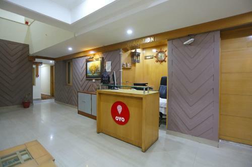 Oyo 11332 Hotel Daffodils Inn