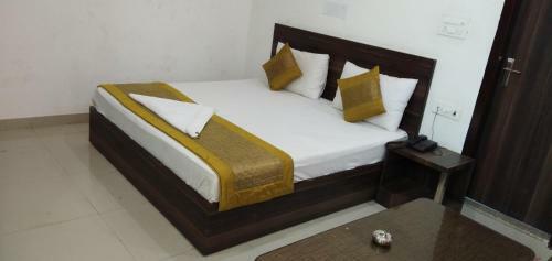 Om Hotel