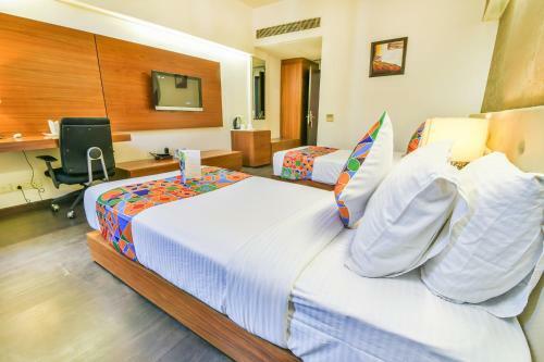 Fabhotel Prime Sage