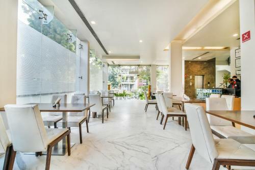 Fabhotel Prime Sage