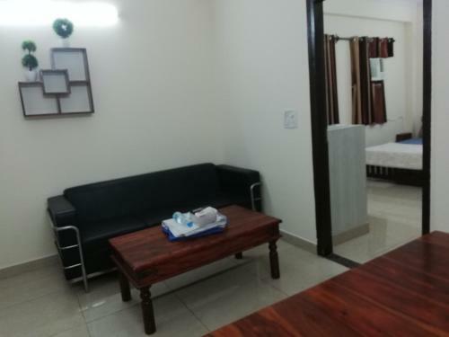 The Raveesh Service Apartment