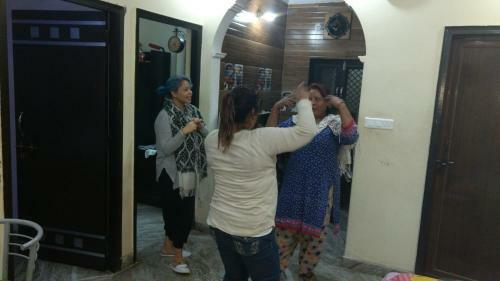 Hiatus' Doors (homestay)