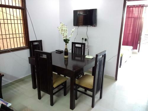 Hostal Namasteyhomes Service Apartments