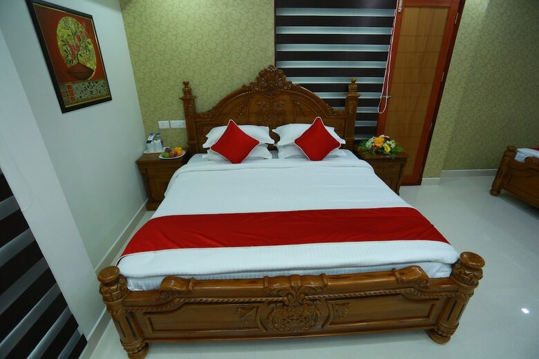 Hotel Rb Palace