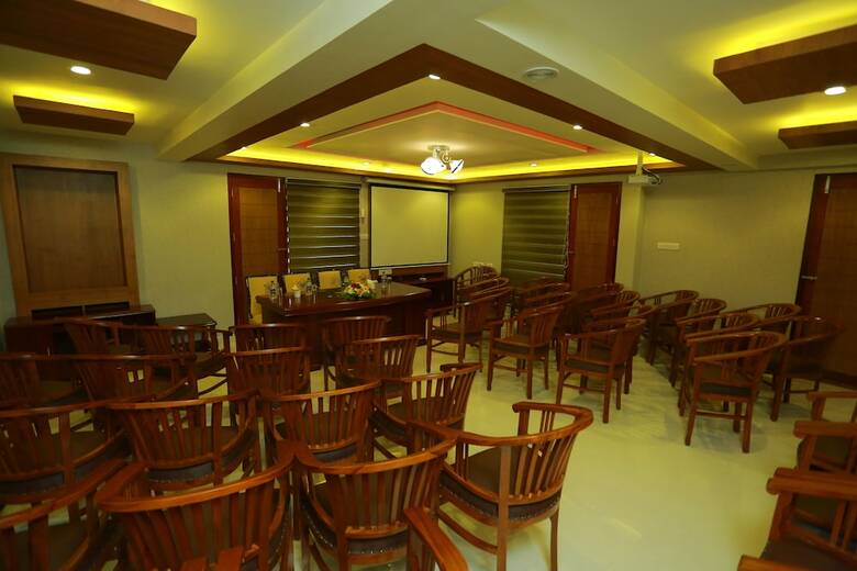 Hotel Rb Palace