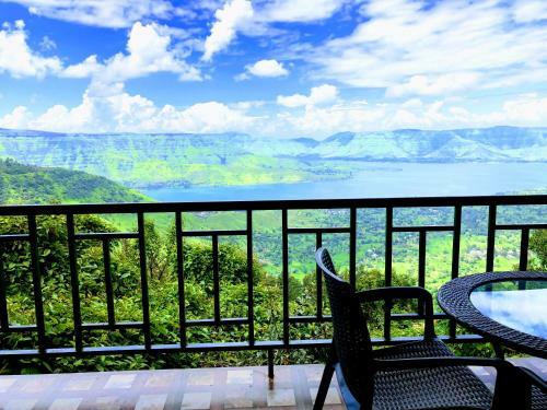 Hotel Rainforest Restaurant & Villas