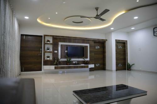 Eko Stay- White Panorama Villa