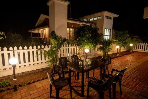 Villa Hilltown Holidays