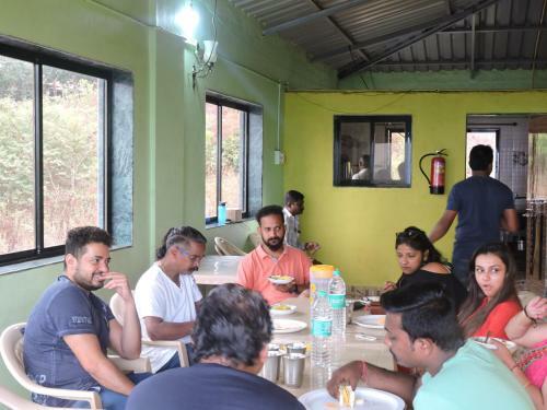 Hotel Blossom, Panchgani