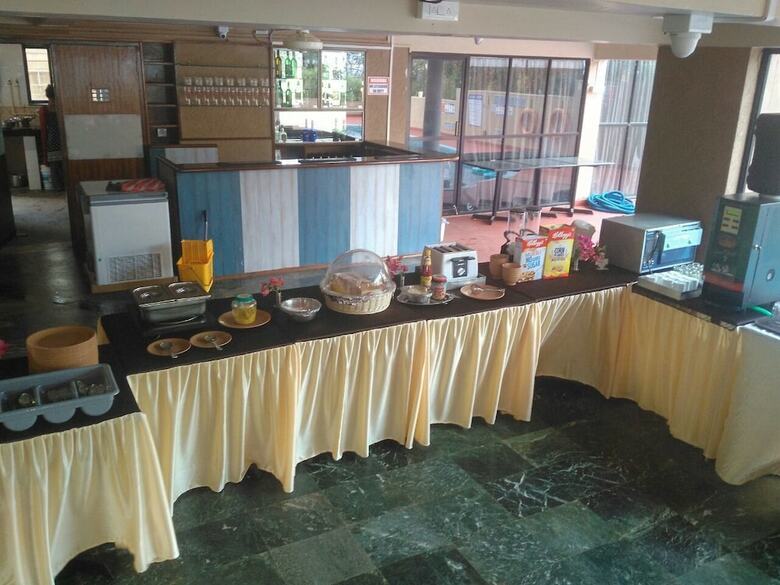 Hotel Goa Highridge Residency