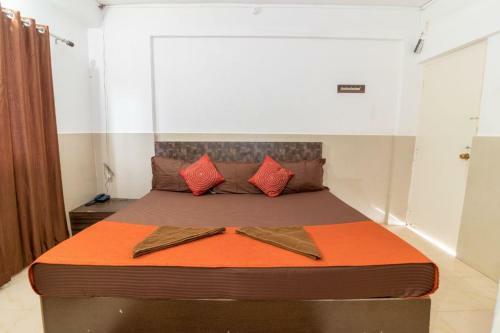 Hotel Travellers Inn
