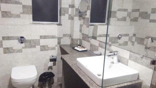 Hotel Amrapali Residency