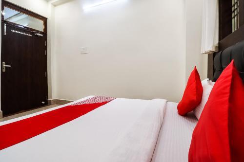 Lodge Oyo 39387 Ammayii Hotel Resorts