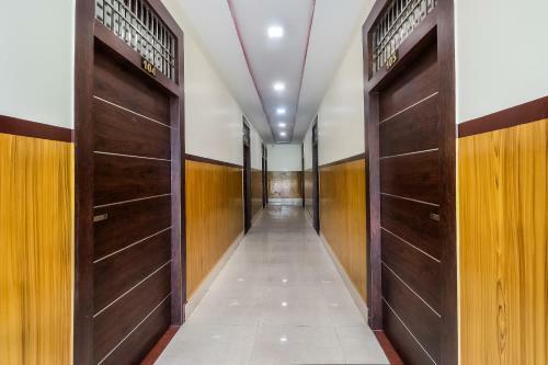 Lodge Oyo 39387 Ammayii Hotel Resorts