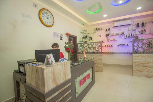 Hotel Oyo 43883 Shine View