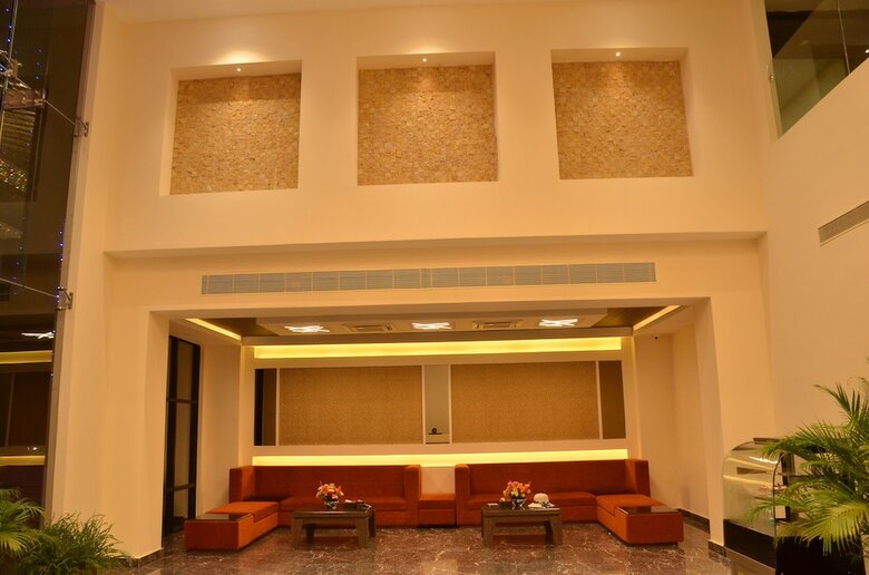 Hotel Mansha Regency