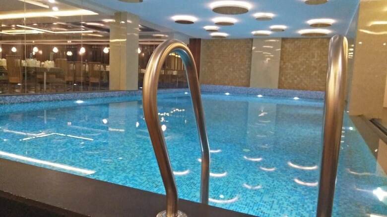 Hotel Mansha Regency