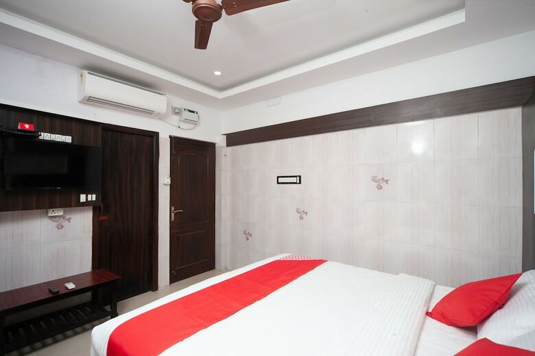 Hotel Peace Residency