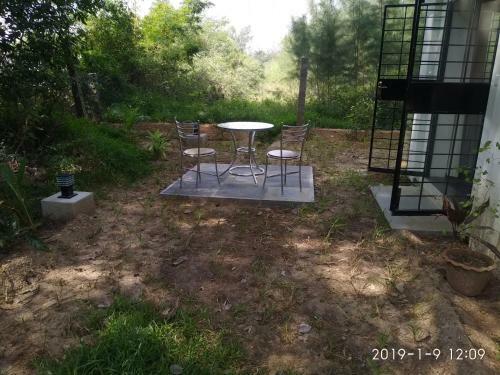 Hostal Isai Ambalam Guest House