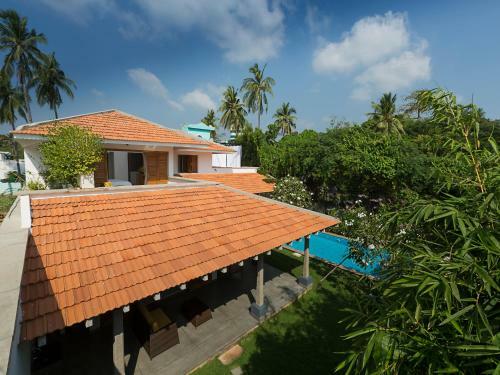 Hotel Kadal The Beach House