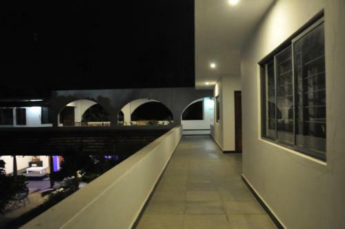 Hostal Villa Anna Pondy