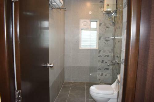 Hotel White Pearl Residency