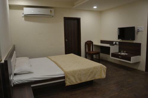 Hotel R Inn