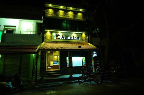 Hostal Auro Inn