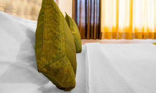 Hotel Treebo Trend Naunidh Suites