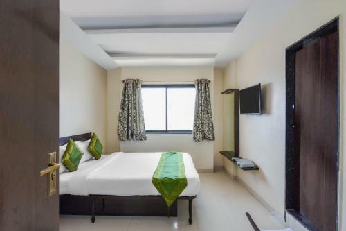 Hotel Treebo Trip Mahalaxmi Executive