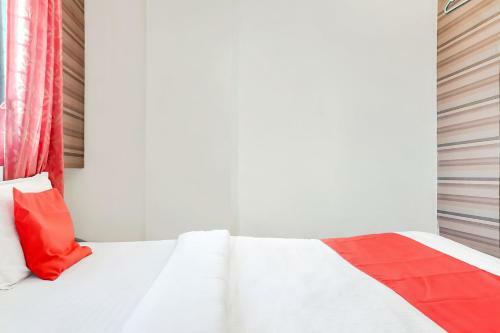 Oyo 62342 Hotel Silver Palm