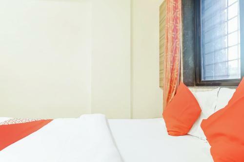 Oyo 62342 Hotel Silver Palm