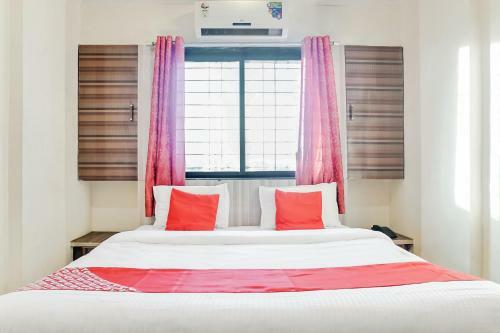 Oyo 62342 Hotel Silver Palm