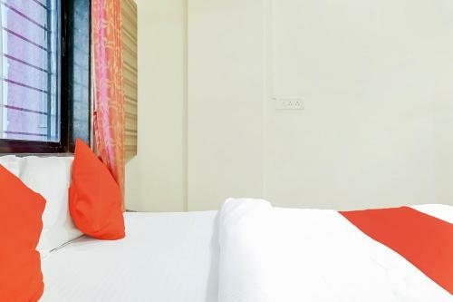 Oyo 62342 Hotel Silver Palm