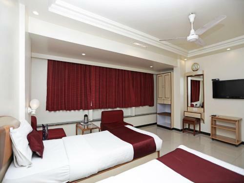 Hotel Suyash Deluxe