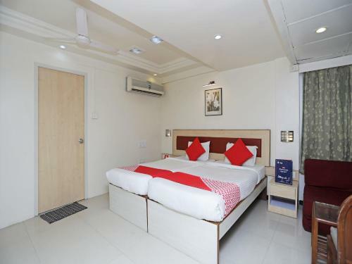 Hotel Suyash Deluxe