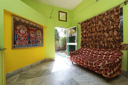 Oyo 22892 Hotel Divine