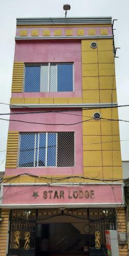 Hotel Goroomgo Star Lodge Puri