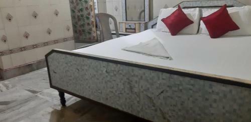 Hotel Goroomgo Neelachal Lodge Puri