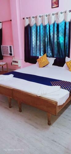 Hotel Gunjan