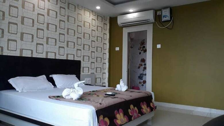 Hotel Goroomgo Shayon Residency Puri